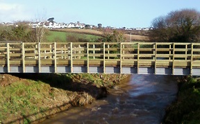cycle/footbridge over the river Neet